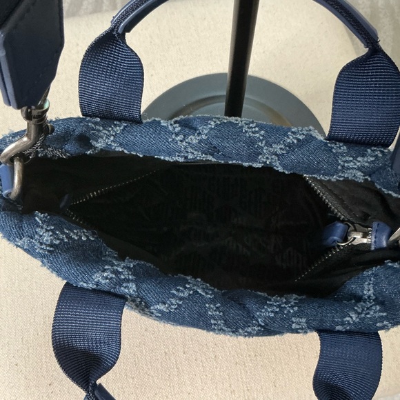 Kurt Geiger Blue Quilted Dennim Crossbody Bag - Picture 5 of 6